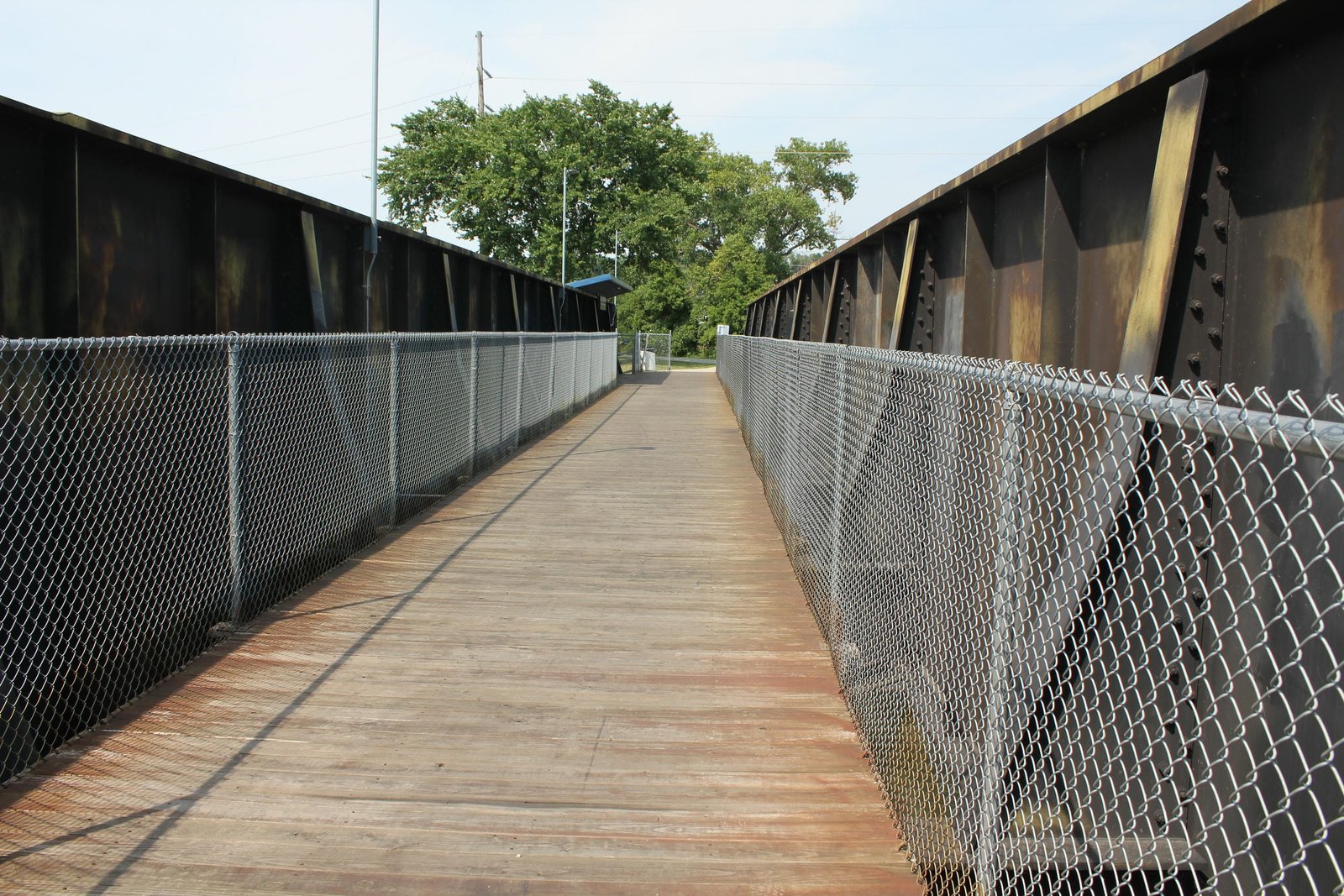 Inside north span (span #4)